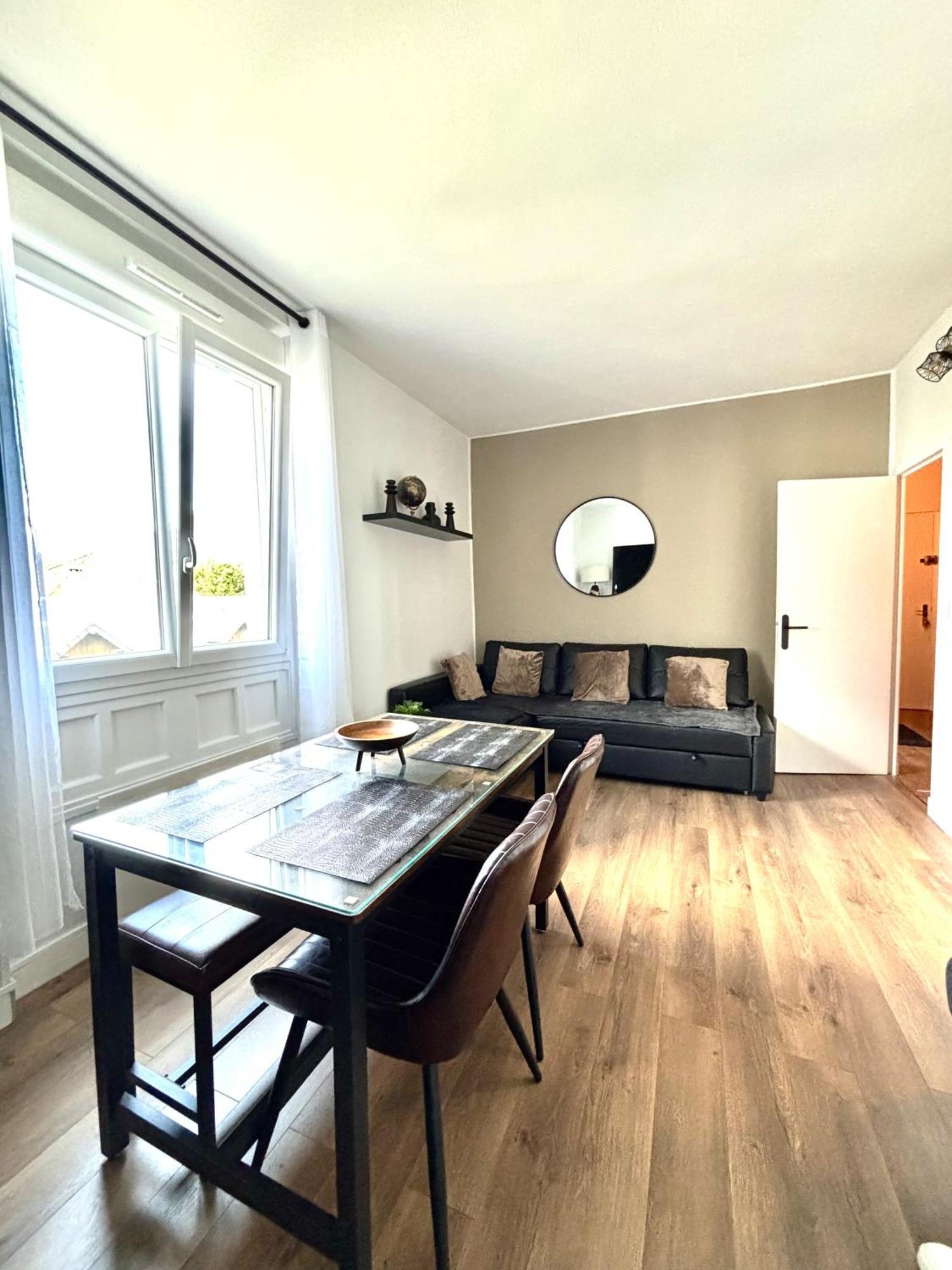 - Sublime 2 Pieces A 2 Min & Centre-ville Apartment